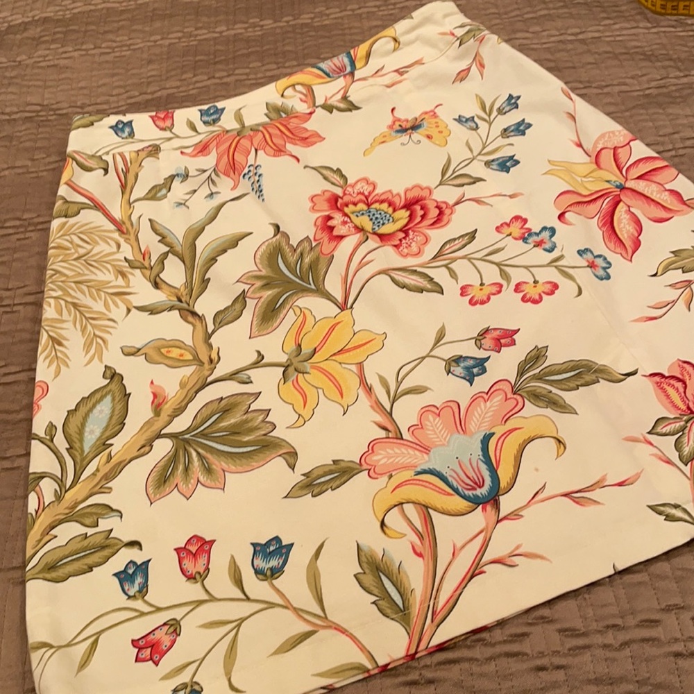 Talbots skirt, flower print, cotton blend, size 6P